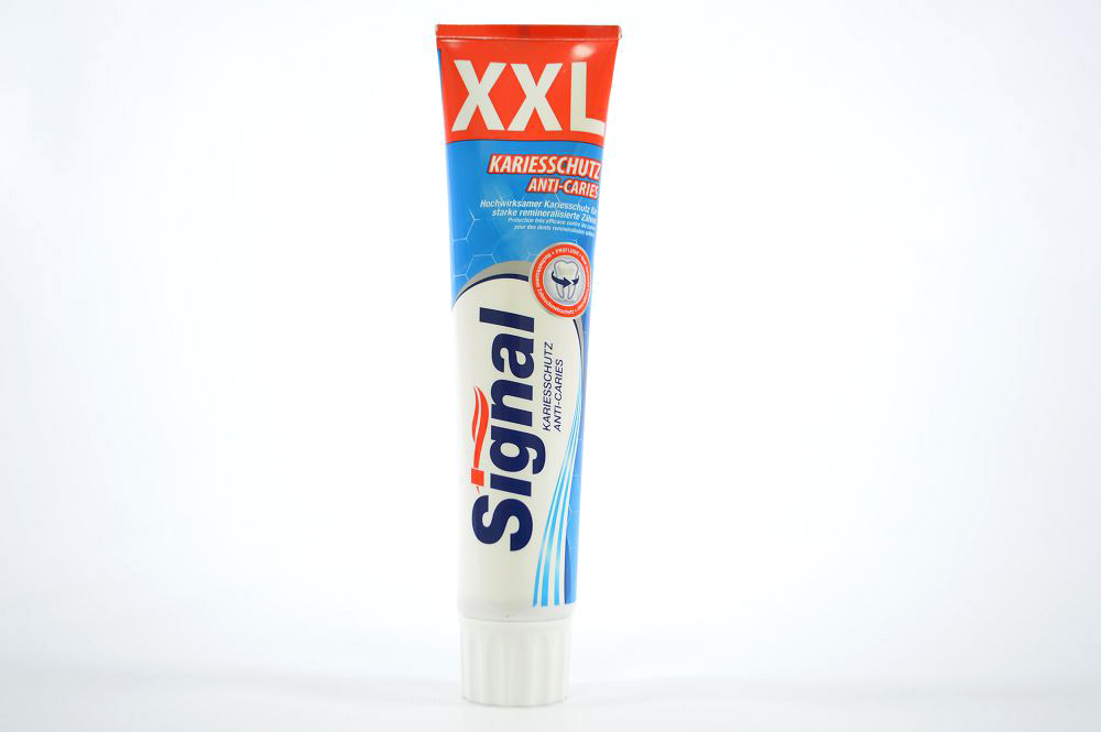 Зубная паста Защита от кариеса Signal (Нидерланды, 125 мл)